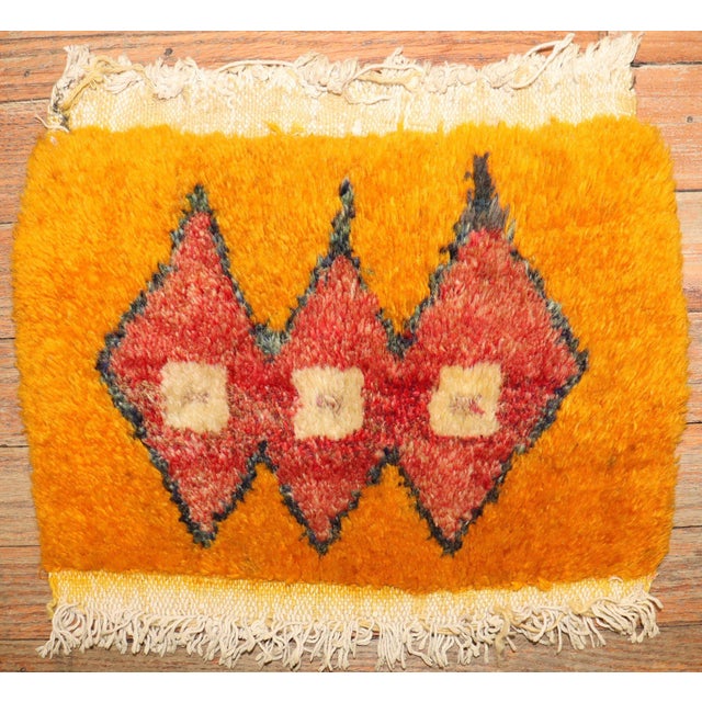 a Mini-size Turkish Tulu Rug Details rug no. j3720 size 11" x 1' 4" (28 x 41 cm)