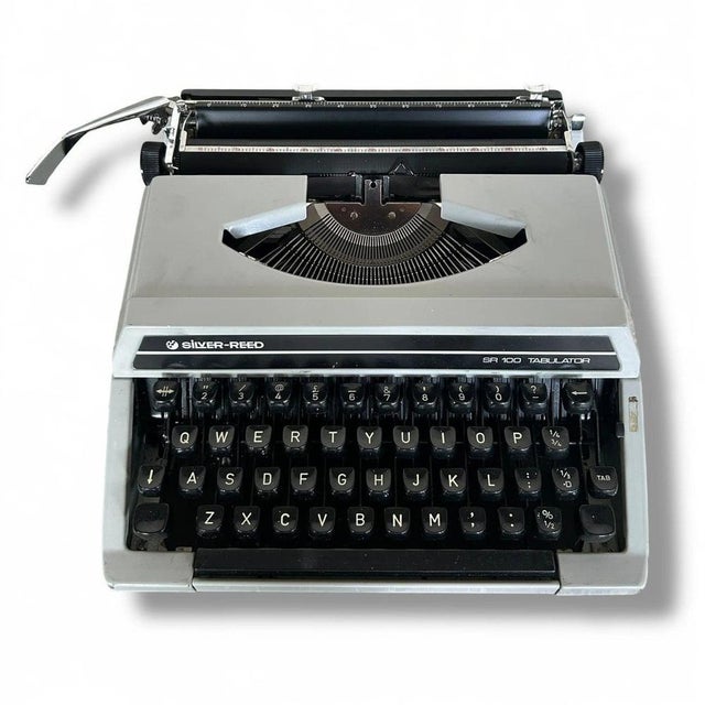 Mid-Century Portable Typewriter from Silver Reed For Sale - Image 5 of 5