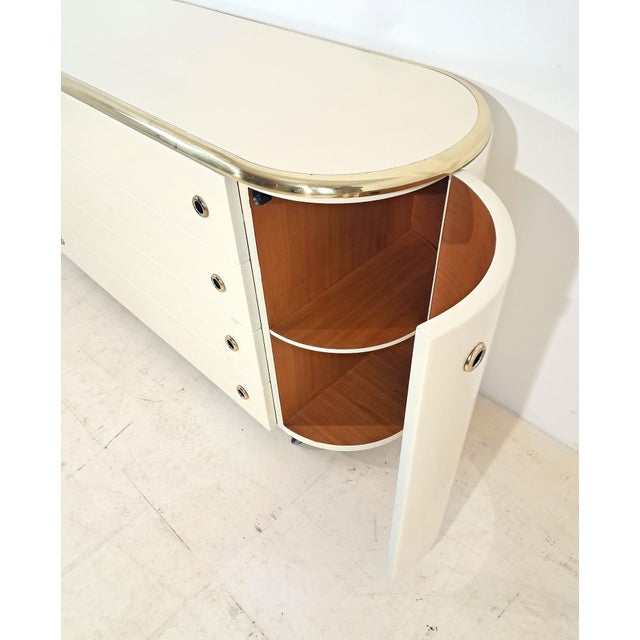 Modern Chest of Drawers attributed to Cattadori, 1970s For Sale - Image 10 of 11