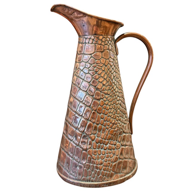 Early 20th Century English Arts & Crafts Crocodile Stamped Copper Pitcher For Sale - Image 5 of 12