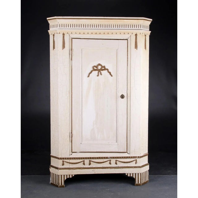 Wood Early 19th Century Gustavian Corner Cabinet For Sale - Image 7 of 7