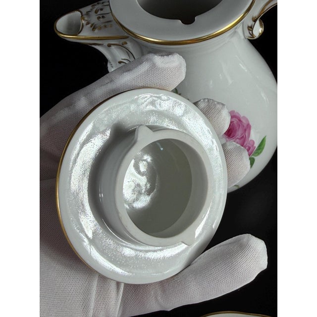 Rote Rose Coffee Service in Porcelain from Meissen, Germany, 1980s, Set of 23 For Sale - Image 14 of 17