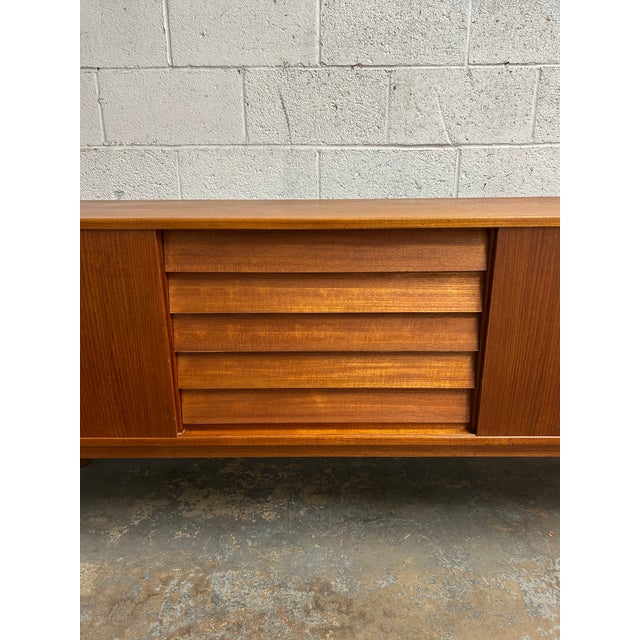 Troeds of Sweden Nils Jonsson for Troeds Sweden - Teak Mid Century Modern Low Sideboard “Trio” 1960s For Sale - Image 4 of 12