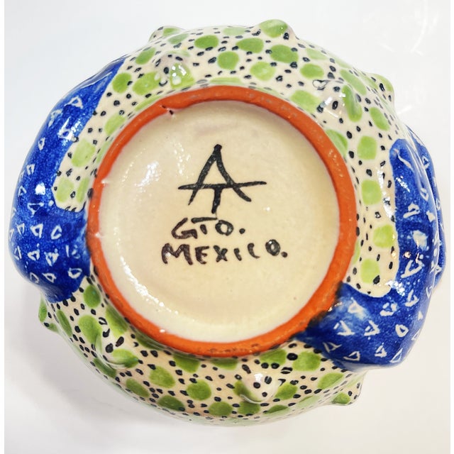 Vintage Mexican Pottery Cream and Sugar Frogs For Sale - Image 11 of 13