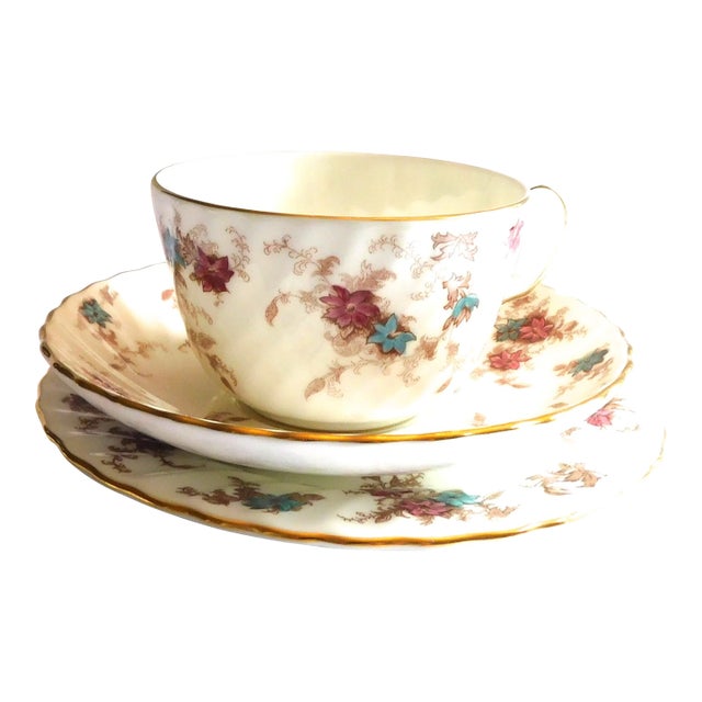 1950s Minton Teacup, Saucer and Luncheon Plate in Ancestral For Sale