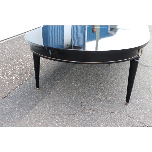 French Signed Maison Jansen Ebonized Black Lacquer Dining Table Brass Trim W 2 Leaves For Sale - Image 3 of 10