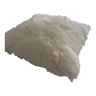 Rh Suri Alpaca Fur Pillow Covers (Set of 2) | Luxurious Long Pile | Neutral For Sale