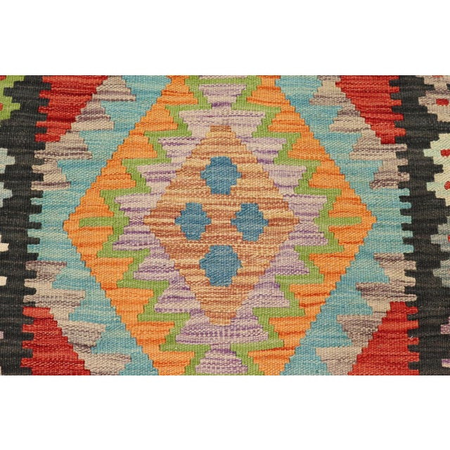 Retro Turkish Kilim Black Hand-Woven Wool Rug For Sale In New York - Image 6 of 9