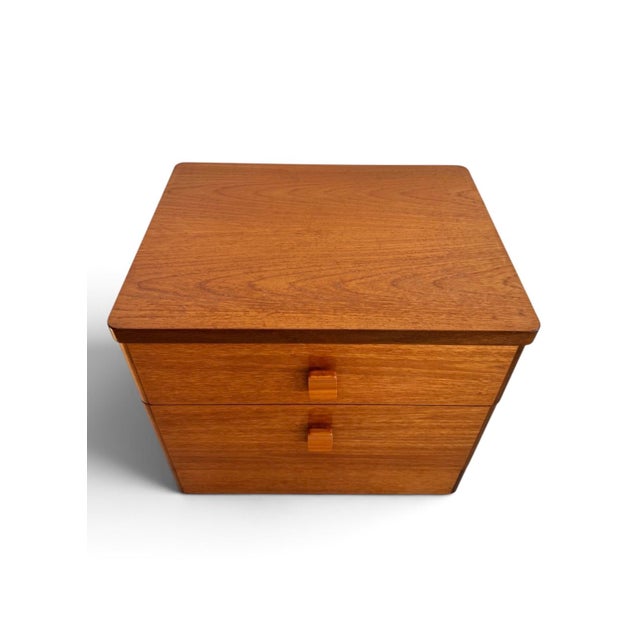 Teak Cantata Collection Chest of Drawers by Ron Carter for Stag, 1970 For Sale - Image 6 of 8