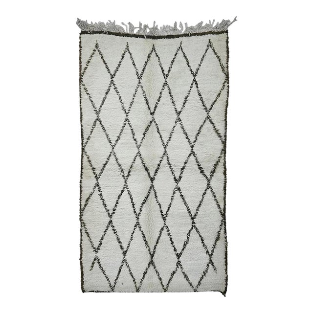 1980's Moroccan Beni Ourain Wool Rug - 9.3 X 5.2 Ft For Sale
