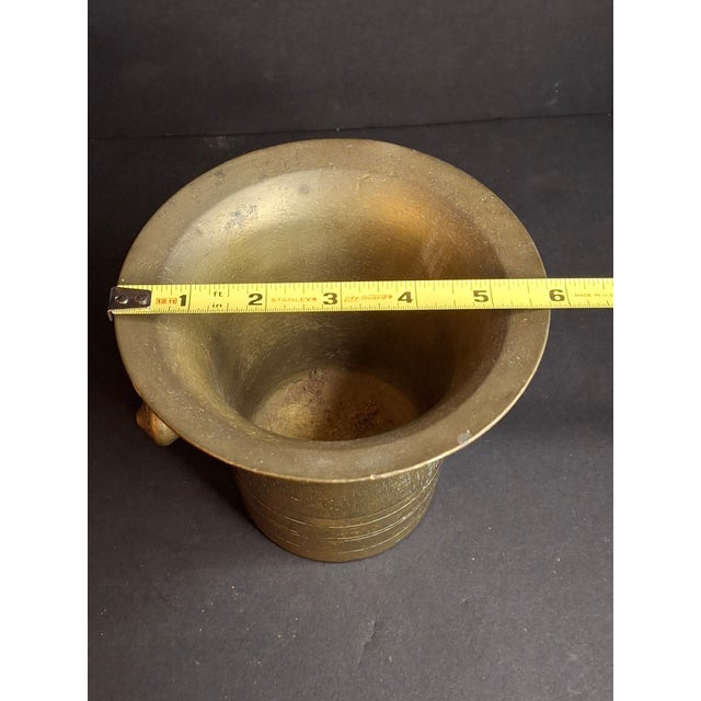 18th Century Antique Judaica Brass Mortar and Pestle Set Heavy 7.5lb Heavy Cast Found J. Greenstein Provenance For Sale - Image 5 of 18