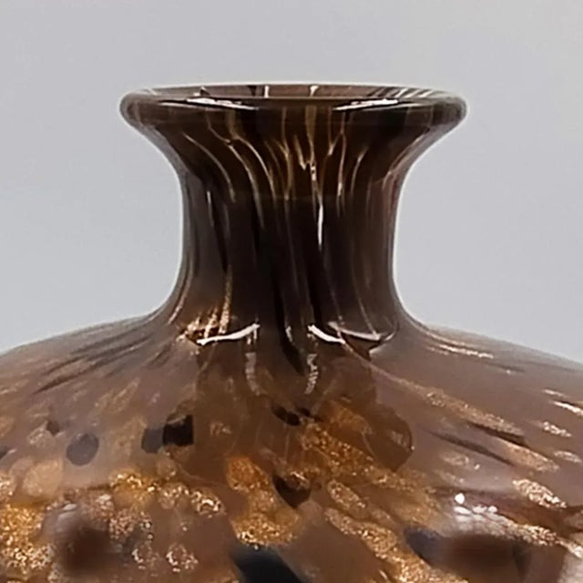 1960s 1960s Gorgeous Vase in Murano Glass. Made in Italy For Sale - Image 5 of 7