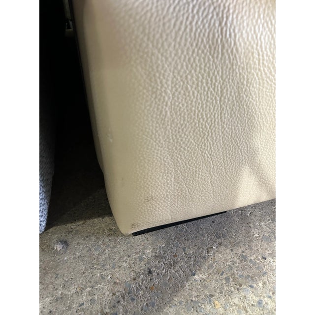 Gorgeous vintage Roche Bobois sofa in excellent vintage condition. From the Particulière Collection.