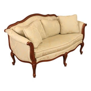 Ethan Allen French Louis XV Style Camelback Sofa For Sale