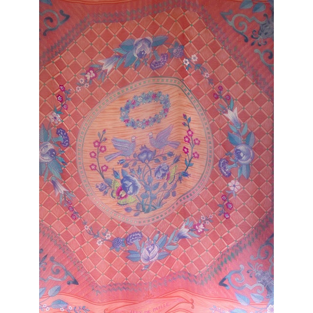 Hermès Jeux De Paille Chiffon Soie 140 Cm. Françoise De La Perrière For Sale - Image 9 of 9