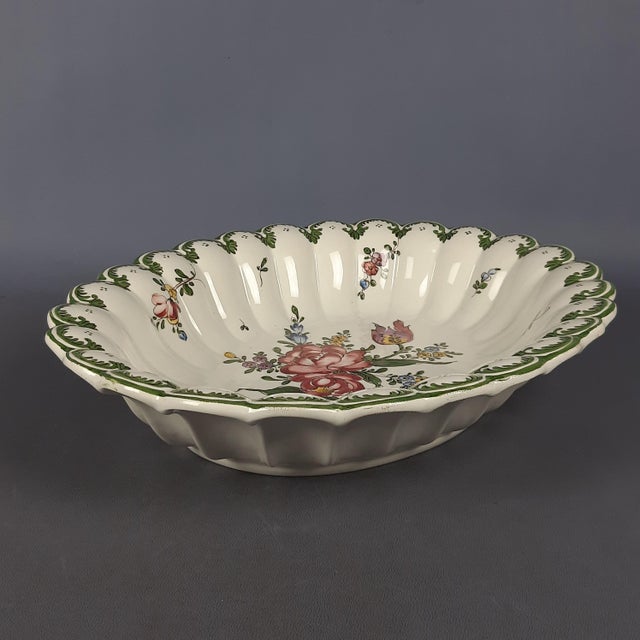 Ceramic Centerpiece with Hand-Painted Flowers from Vecchia Lodi, 1960s For Sale - Image 4 of 15