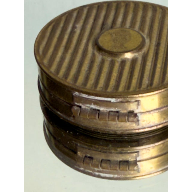 Vintage 1940s Coty Sub Deb Rouge Air Spun Gold Tone Compact For Sale In New York - Image 6 of 8