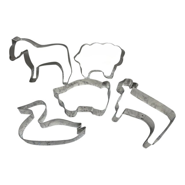 Sweet Set of Metal Farmhouse Cookie Cutters, Set of Five For Sale