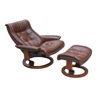 1970s Ekornes Stressless Reclining Chair and Ottoman For Sale