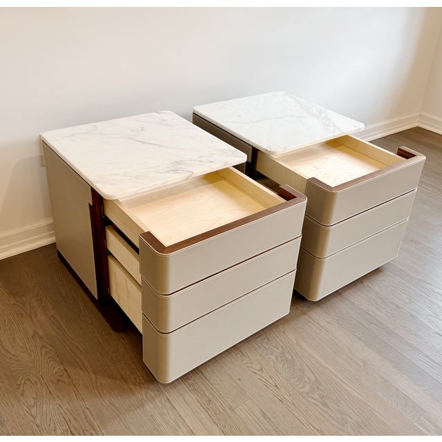 Greige Pair of Poltrona Frau Fidelio Notte Nightstands in Leather and Marble For Sale - Image 8 of 11