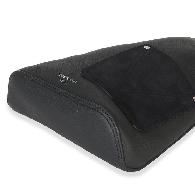 Animal Skin Black LV Touch Calfskin Delta Slingbag For Sale - Image 7 of 8