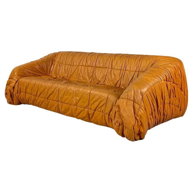 Italian Modern Caramel Leather Piumino Sofa attributed to De Pas, Durbino & Lomazzi, 1970s For Sale - Image 14 of 14