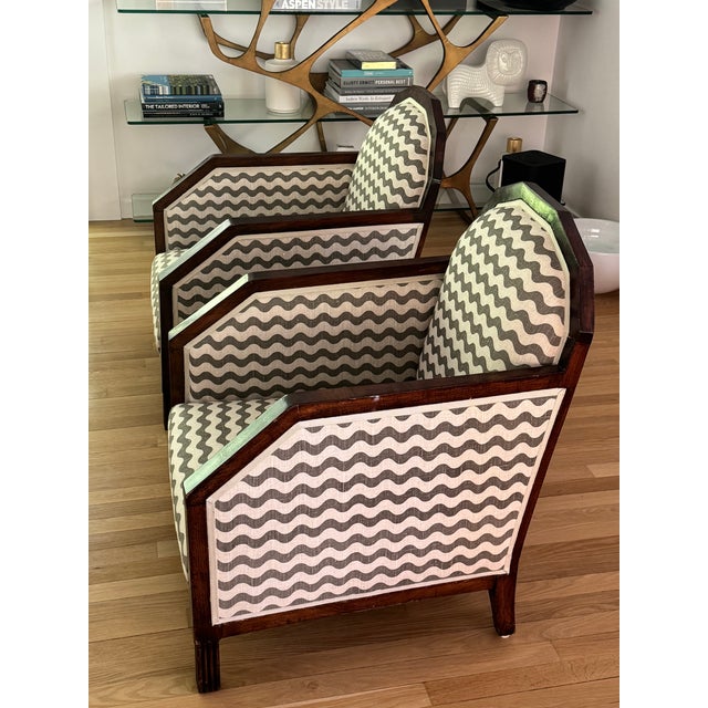 Mid-Century Modern 1920s Pair of Art-Deco-Inspired Accent Chairs For Sale - Image 3 of 6