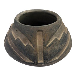 1920s Navajo Indian Pot / Vessel For Sale
