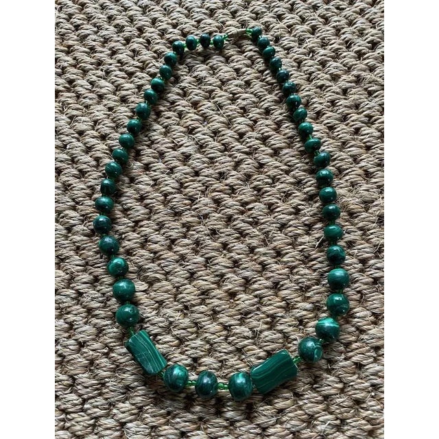 1960s Necklace in Malachite, 1960s For Sale - Image 5 of 5