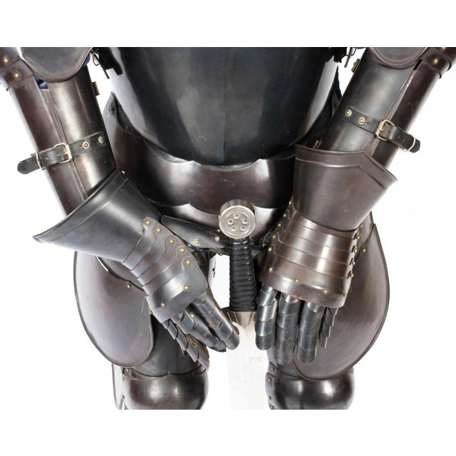 Complete Suit of Armour, Castell Gyrn, 20th Century For Sale - Image 4 of 18