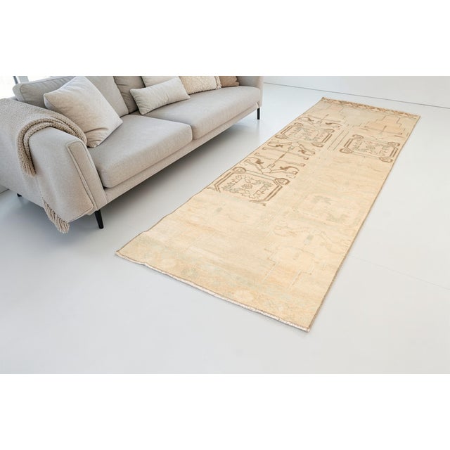 1960s 1960s Ivory & Pale Sand Oushak Rug For Sale - Image 5 of 10