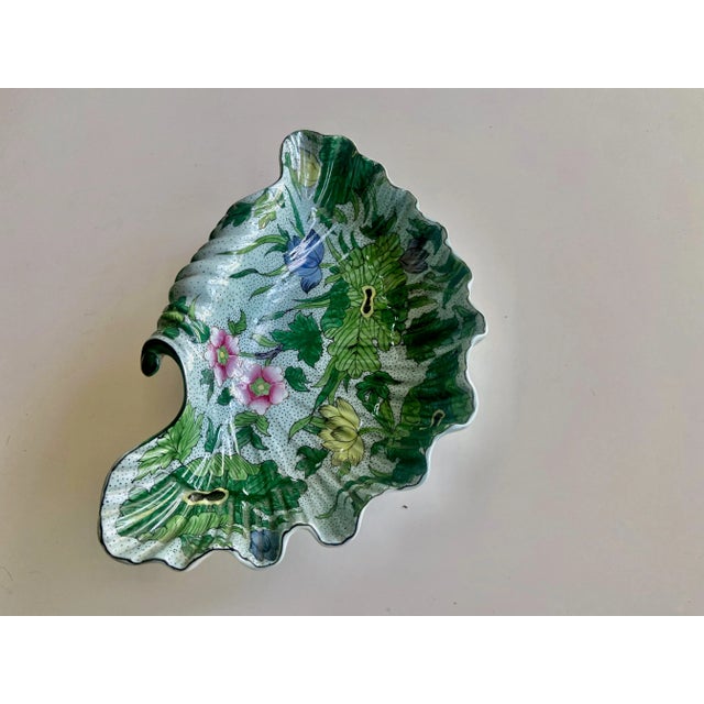 French Porcelaine De Paris Clam Shell Bowl For Sale - Image 3 of 13