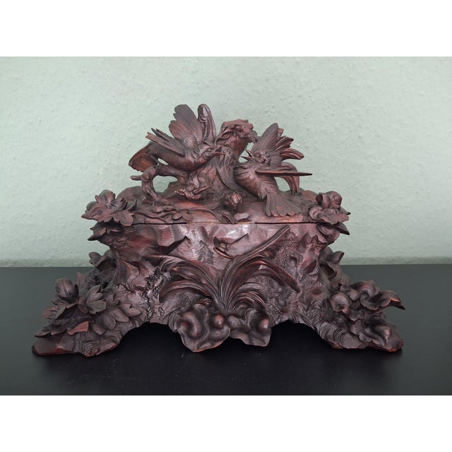 French Black Forest Jewelry Box with Birds and Vase Holder, 1950 For Sale - Image 17 of 17
