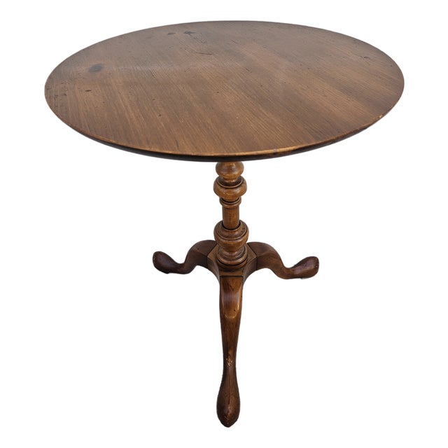 Pine Shop Original Round Pedestal Side Table 18" Diameter For Sale