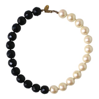Black and White Faux-Pearl Bead Collar Necklace by Miriam Haskell, Circa 1970s For Sale