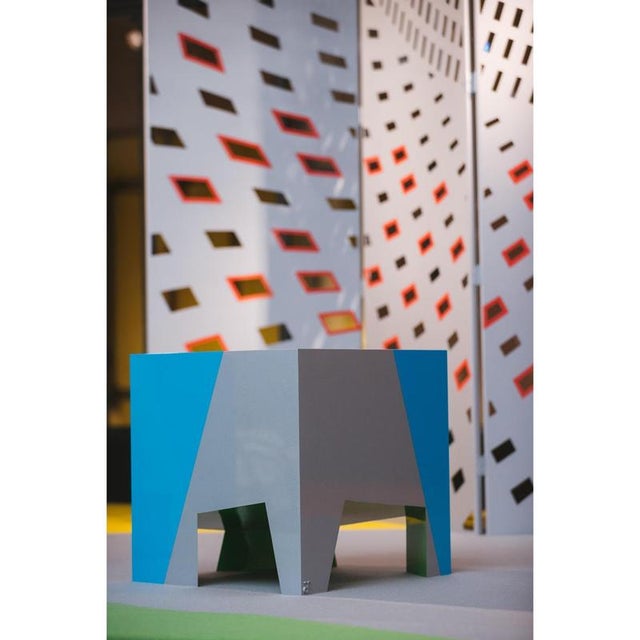 Contemporary Sissi Stackable Totem Seats in Powder-Coated Aluminum by Altreforme, Set of 5 For Sale - Image 3 of 13