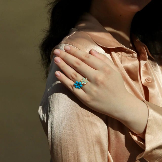 Kai Fine Jewelry Kai Flora Blossom Turquoise and Opal Cocktail Ring in 14k Yellow Gold Ring, size 9.5 For Sale - Image 4 of 5