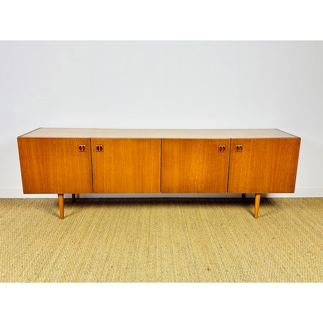 Mid-Century Modern Scandinavian Teak Sideboard, 1960 For Sale - Image 3 of 18
