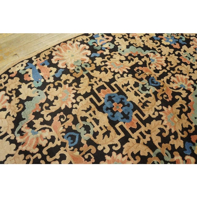 1920s Black Floral Antique Chinese Art Deco Carpet by Fetti - Li Workshop 4' 6''x 7' 6'' Knotted Wool Rug For Sale In New York - Image 6 of 12