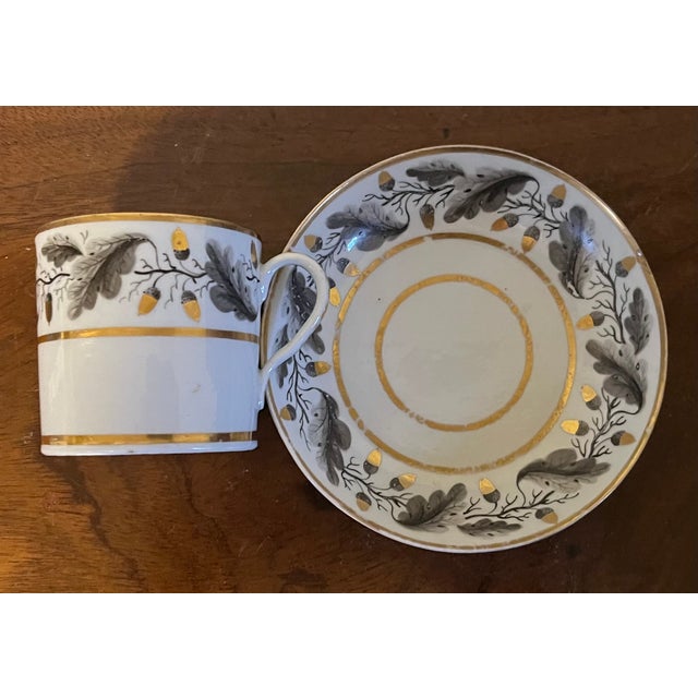 English Antique 18th Century English George III Worcester Porcelain Coffee Can or Cup & Saucer Decorated With Oak Leaf Garland & Acorns For Sale - Image 3 of 10