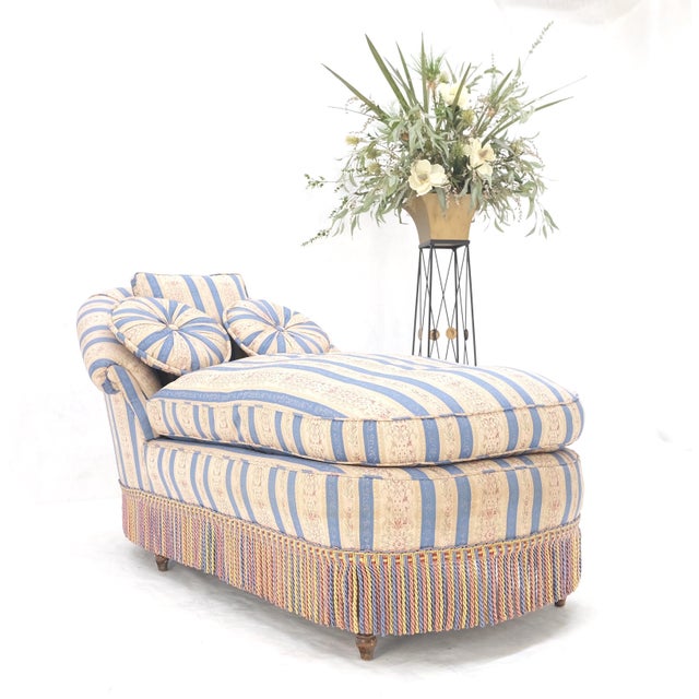 Early 20th Century Down Filled Tassels Blue & Gold Upholstery Turned Legs Chaise Lounge For Sale - Image 5 of 12