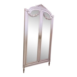 Carved 19th Century French Painted Grey Armoire With Garland Motif For Sale