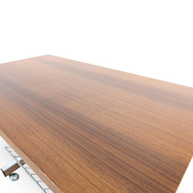 Wood Mid-Century Modern Coffee Table in Teak For Sale - Image 7 of 9
