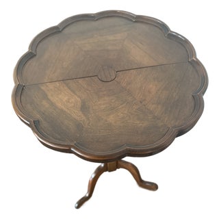 Mahogany Three Legged Scallop Table For Sale