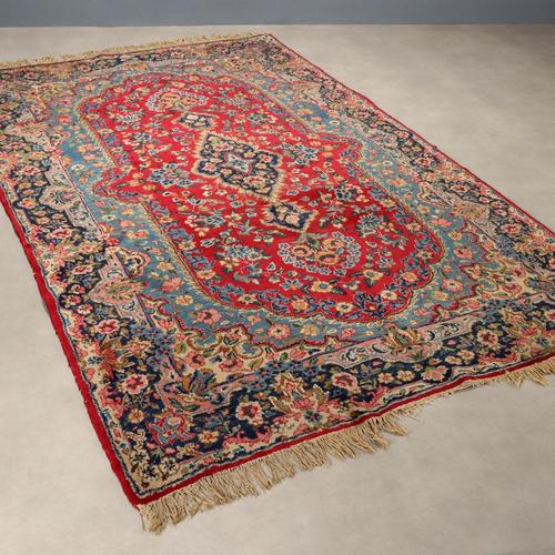 Middle Eastern Kerman Rug in Wool For Sale - Image 10 of 10