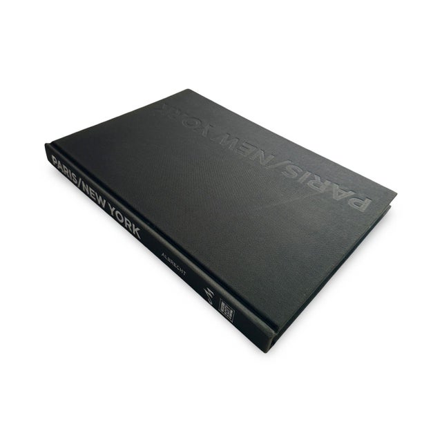 Paris/New York Design, Fashion & Culture 1925–1940 First Edition Art Deco Exhibition Book, Josephine Baker For Sale - Image 12 of 12