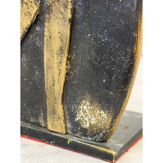 Brazilian Modern Bronze Sculpture of Female Torso, 1980s For Sale - Image 11 of 12