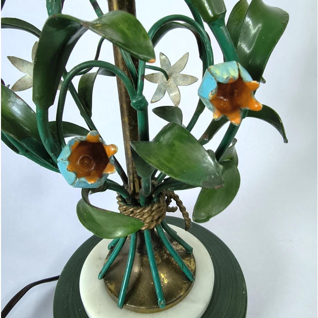 Green 1950s Mid Century Modern Italian Tole Floral Table Lamp For Sale - Image 8 of 14