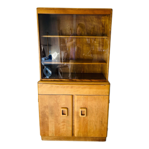 1950s Vintage Heywood Wakefield in “Wheat” Apartment Size Hutch / China Cabinet