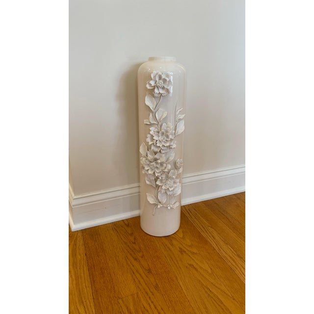 Stunning - very unique white tall Vase for any entryway - bedroom - dining area - beautiful large scale & intricate...